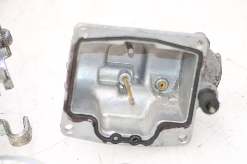photo de CARBURATEUR YAMAHA YP MAJESTY 125 (1998 - 2001) - Focus structure