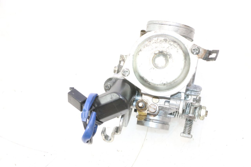 photo de CARBURATEUR YAMAHA YP MAJESTY 125 (1998 - 2001) - Gros plan technique