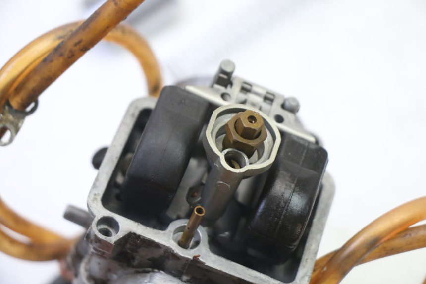 photo de Carburetor YAMAHA YZ 85 (2002 - 2018) - Marquages et références