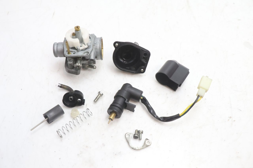 photo de CARBURATEUR PIAGGIO ZIP 2T 50 (2009 - 2019) - Points de fixation