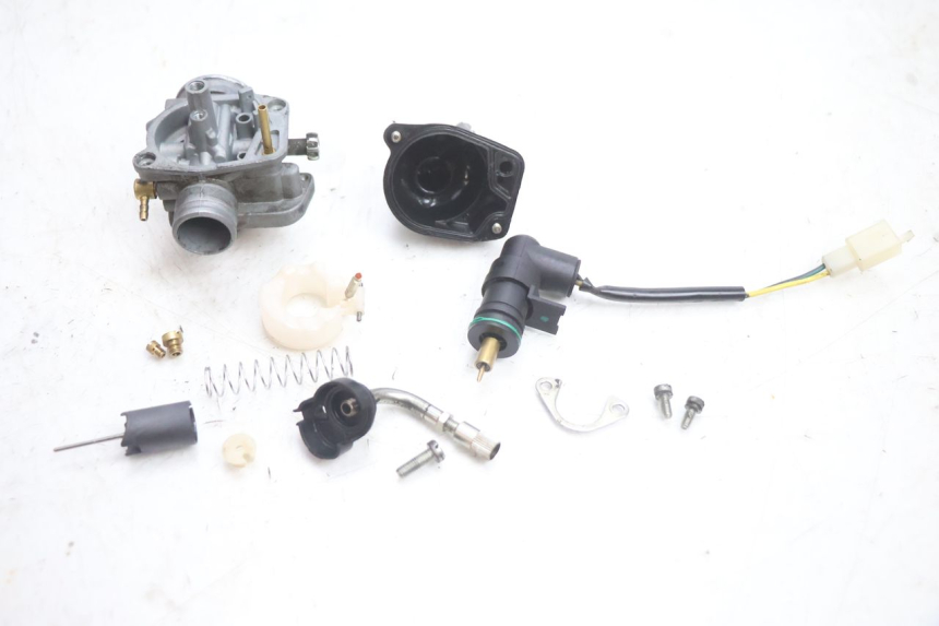 photo de CARBURATEUR PIAGGIO ZIP 2T 50 (2009 - 2019) - État de surface