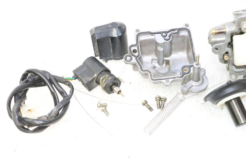 photo de CARBURATEUR UNIVERSAL BIKE ZN50QT-11B 50 (2018 - 2021) - Zoom composants