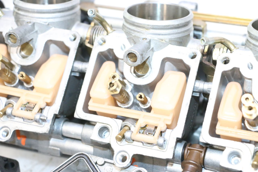 photo de CARBURATEUR KAWASAKI ZX-6R ZX6R 600 (2000 - 2002) - Pièce contrôlée