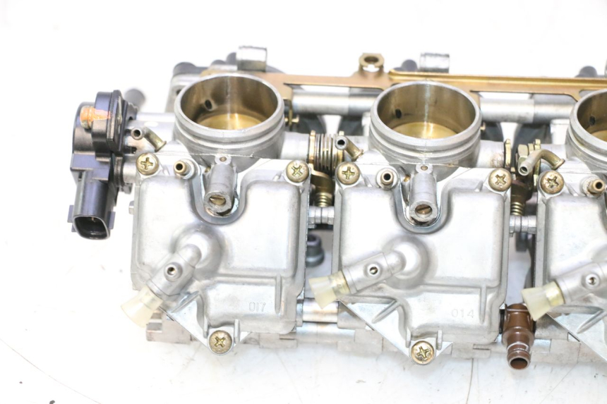 photo de CARBURATEUR KAWASAKI ZX-6R ZX6R 600 (2000 - 2002) - Vue d’ensemble