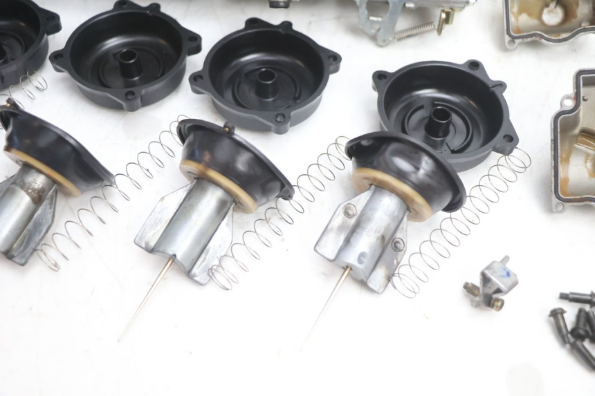 photo de CARBURATEUR KAWASAKI ZX-6R ZX6R 600 (1995 - 1997) - Inspection visuelle