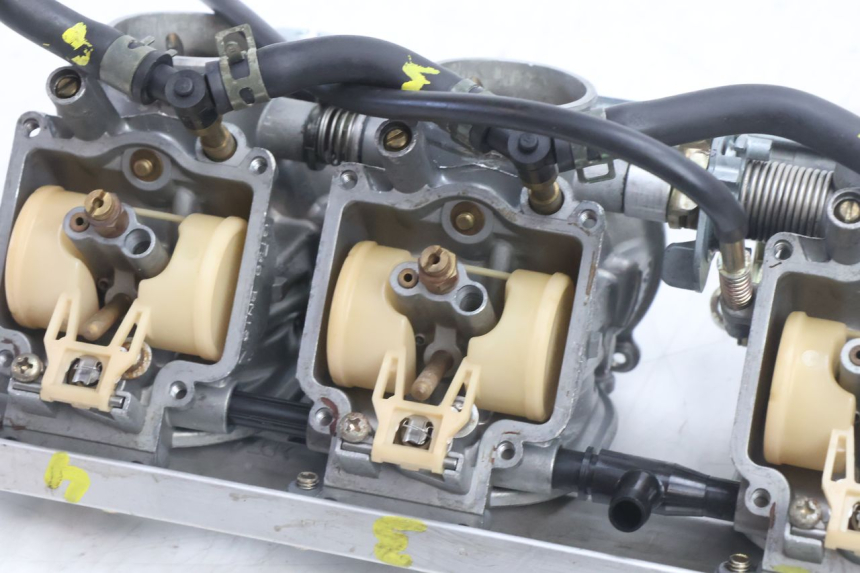photo de CARBURATEUR KAWASAKI ZZR 600 (1995 - 2004) - Détails caractéristiques