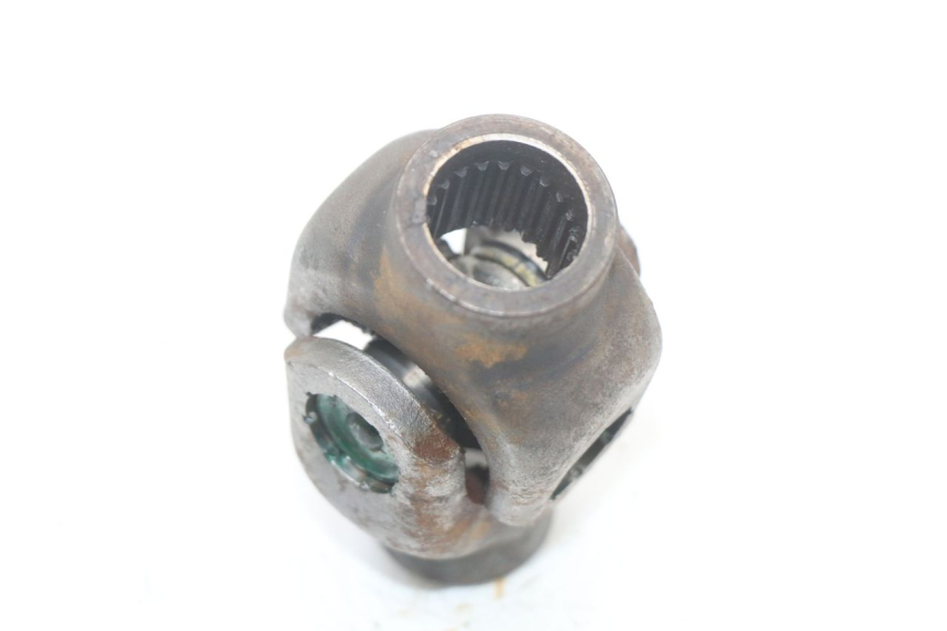 photo de CARDAN HONDA NTV DEAUVILLE 650 (1998 - 2001) - Gros plan technique