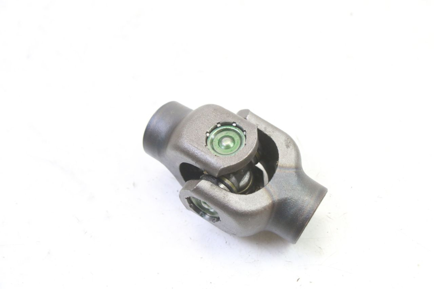 photo de CARDAN HONDA NTV DEAUVILLE 650 (2001 - 2006) - Gros plan technique