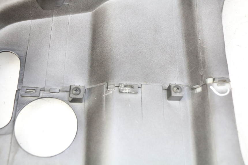 photo de CARENAGE ARRIERE KYMCO AGILITY 4T 50 (2018 - 2022) - Autre angle de vue