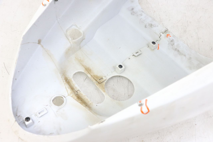 photo de CARENAGE ARRIERE KYMCO AGILITY 4T 50 (2018 - 2022) - Détail de la pièce