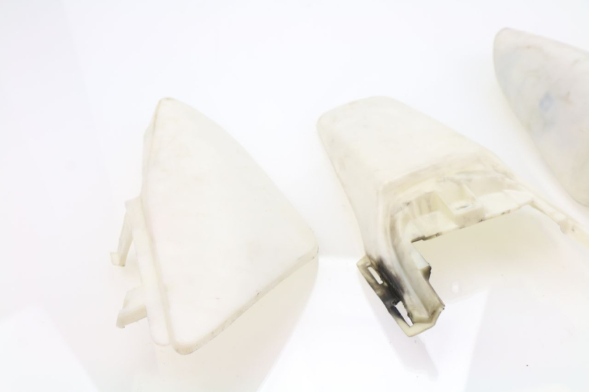 photo de CARENAGE ARRIERE APOLLO DIRT BIKE 125 (2010 - 2018) - État de surface