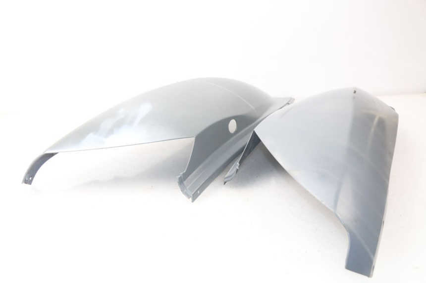 photo de CARENAGE ARRIERE APRILIA ATLANTIC 125 (2003 - 2009) - Focus structure