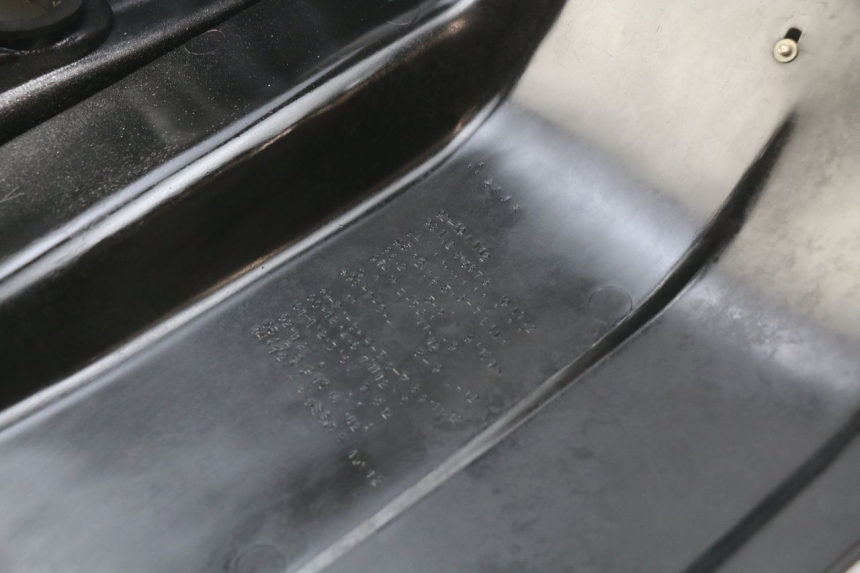 photo de CARENAGE ARRIERE YAMAHA BLASTER 200 (2003 - 2007) - Autre angle de vue