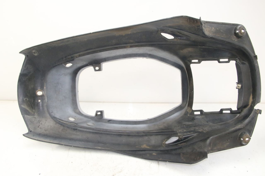 photo de CARENAGE ARRIERE MBK BOOSTER SPIRIT 50 (1999 - 2003) - Détail de la pièce