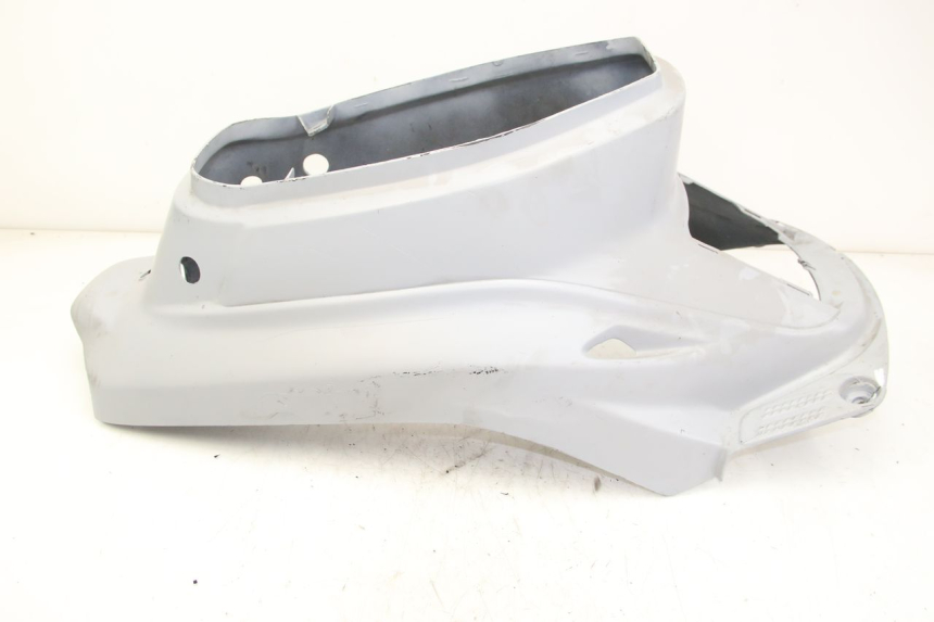 photo de CARENAGE ARRIERE MBK BOOSTER SPIRIT 50 (1999 - 2003) - Zoom état d’usage