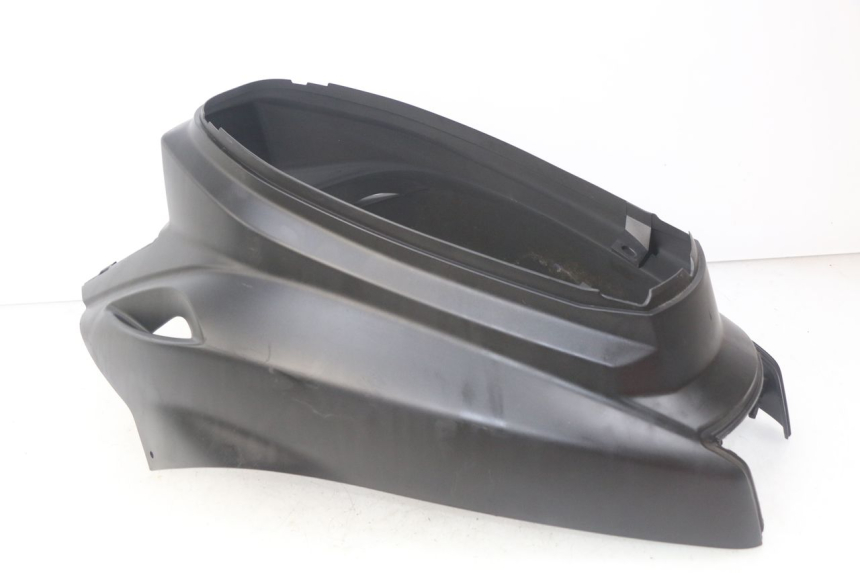 photo de CARENAGE ARRIERE YAMAHA BW'S EASY 50 (2013 - 2016) - Gros plan technique