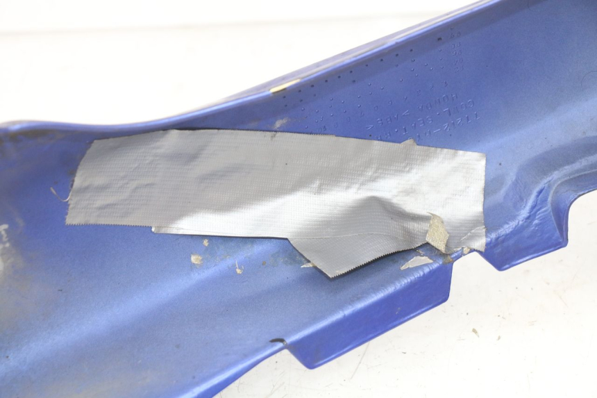 photo de CARENAGE ARRIERE HONDA CB 500 (1997 - 2003) - Autre angle de vue