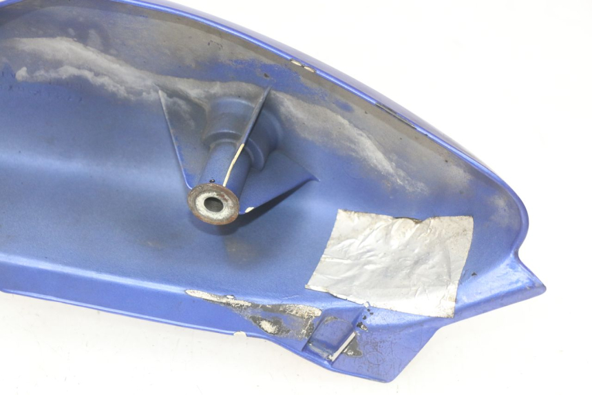 photo de CARENAGE ARRIERE HONDA CB 500 (1997 - 2003) - Gros plan technique