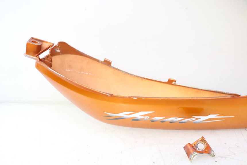 photo de CARENAGE ARRIERE HONDA CB F HORNET 600 (2005 - 2006) - Angle alternatif