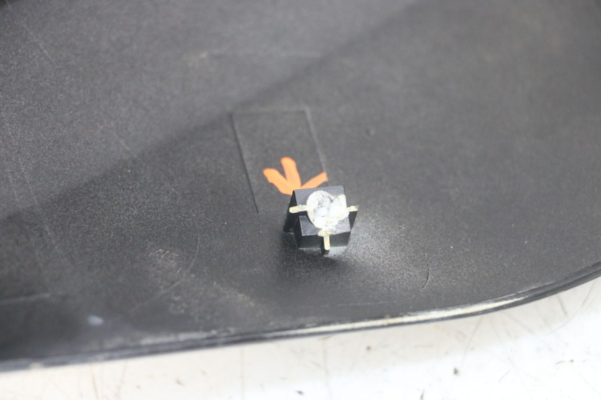 photo de CARENAGE ARRIERE KYMCO DINK 4T 50 (2007 - 2018) - Détails caractéristiques