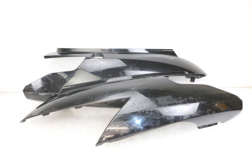 photo de CARENAGE ARRIERE KYMCO DINK 4T 50 (2007 - 2018) - Aperçu profil