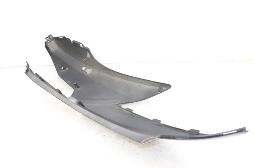 photo de CARENAGE ARRIERE KYMCO DINK 4T 50 (2007 - 2018) - État de surface