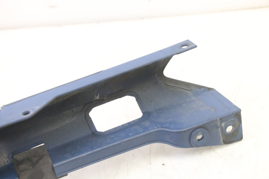 photo de CARENAGE ARRIERE YAMAHA FJR ABS 1300 (2006 - 2012) - Points de fixation