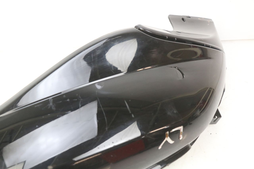 photo de CARENAGE ARRIERE PIAGGIO FLY 2T 50 (2004 - 2017) - État de surface