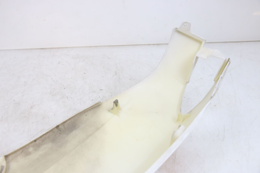 photo de CARENAGE ARRIERE PIAGGIO FLY 125 (2005 - 2012) - Autre angle de vue