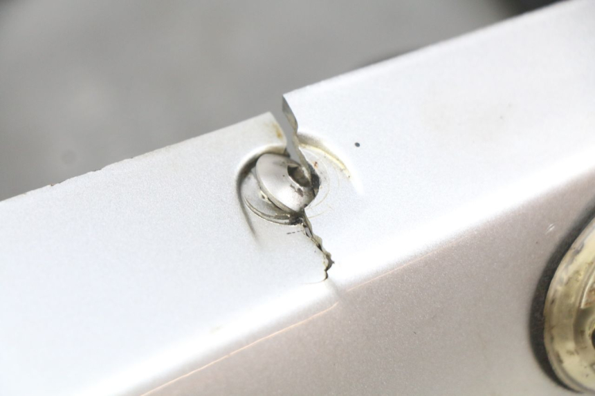 photo de CARENAGE ARRIERE YAMAHA FZS FAZER 600 (1998 - 2001) - Autre angle de vue