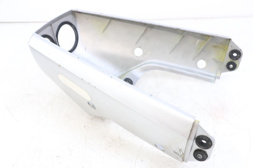 photo de Rear fairing HYOSUNG GF 125 (2001 - 2005) - Autre angle de vue