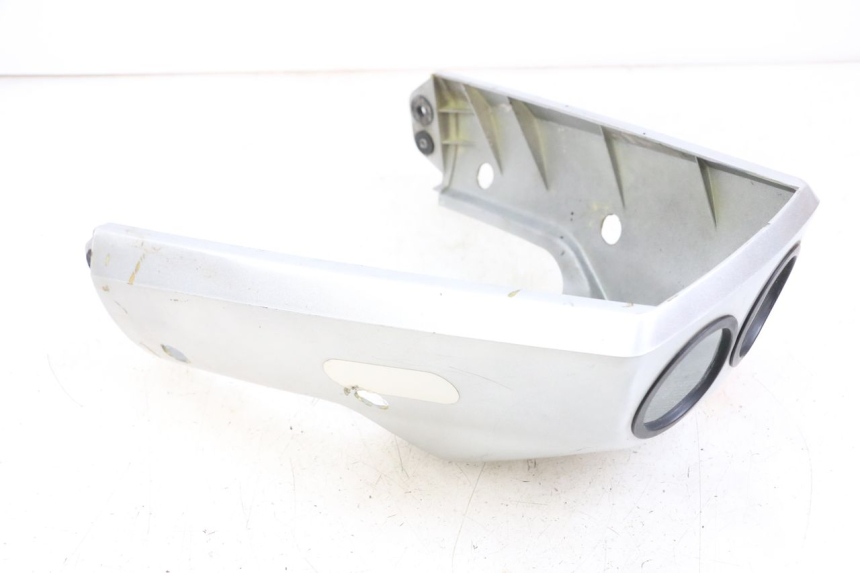 photo de Rear fairing HYOSUNG GF 125 (2001 - 2005) - Gros plan technique