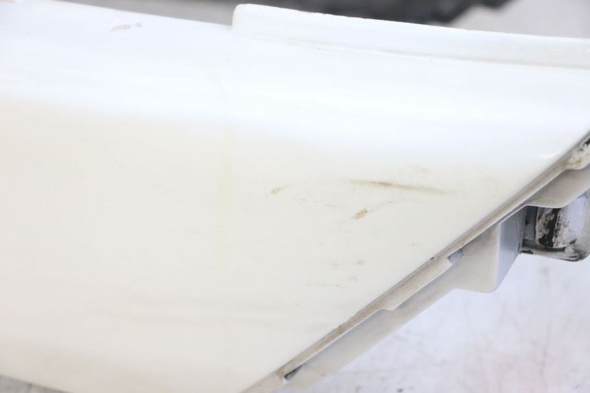 photo de CARENAGE ARRIERE HONDA CBR F 1000 (1993 - 1996) - Zoom composants