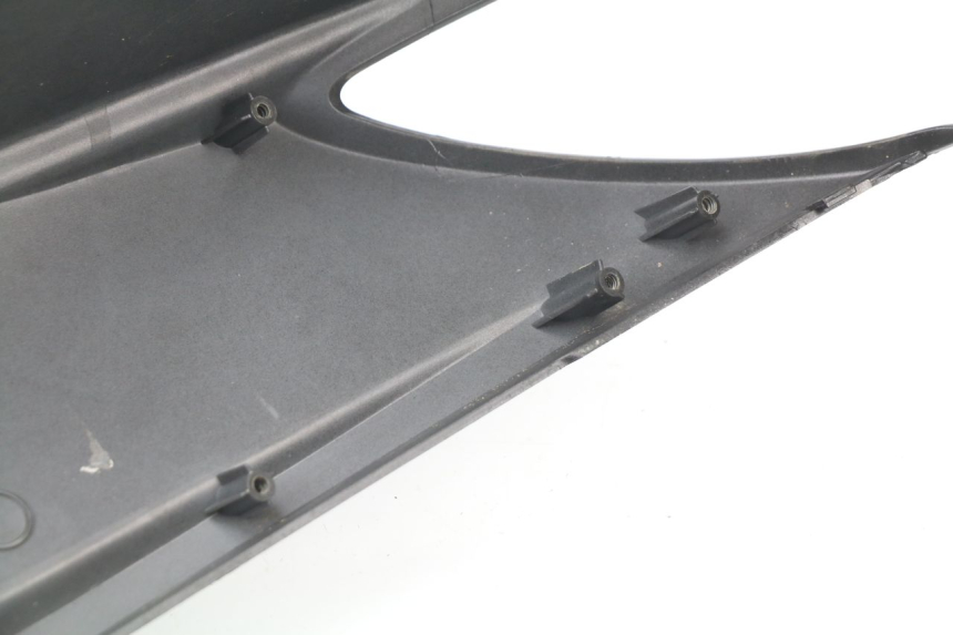 photo de CARENAGE ARRIERE SYM JET 4 50 (2010 - 2014) - Vue rapprochée