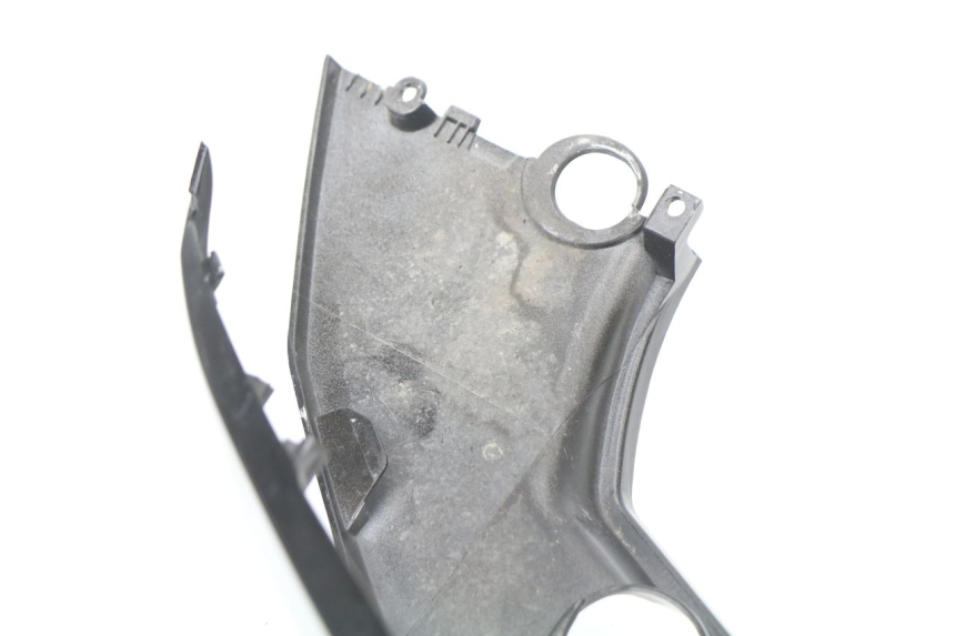 photo de CARENAGE ARRIERE SYM JET 4 50 (2010 - 2014) - Points de fixation