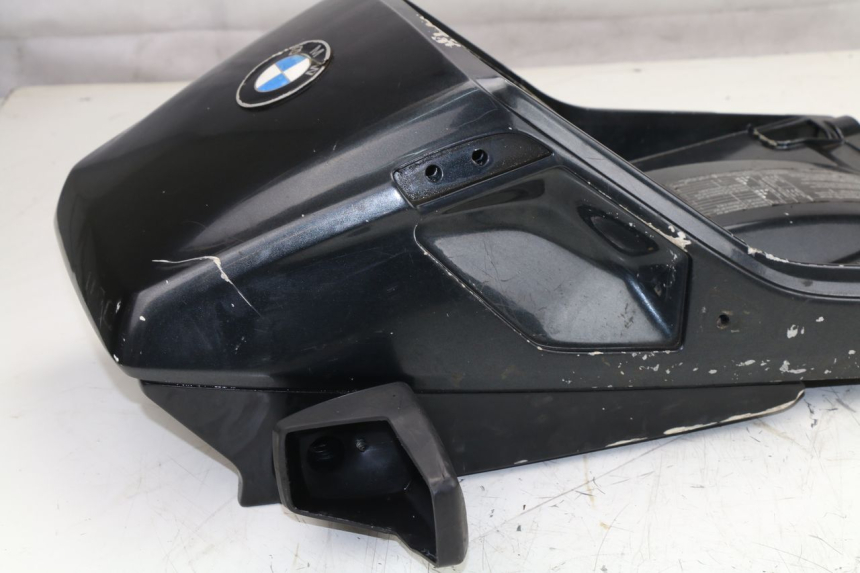 photo de CARENAGE ARRIERE BMW K LT ABS 1100 (1990 - 1996) - Zoom composants