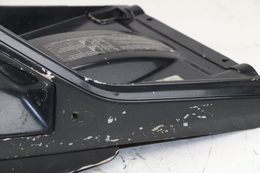 photo de CARENAGE ARRIERE BMW K LT ABS 1100 (1990 - 1996) - Vue rapprochée