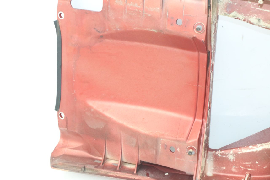 photo de CARENAGE ARRIERE BMW K100 1000 (1982 - 1990) - Gros plan technique