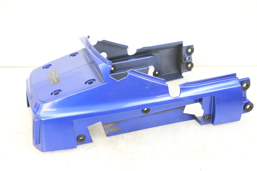 photo de CARENAGE ARRIERE KAWASAKI GTR 1000 (1994 - 2004) - Gros plan technique