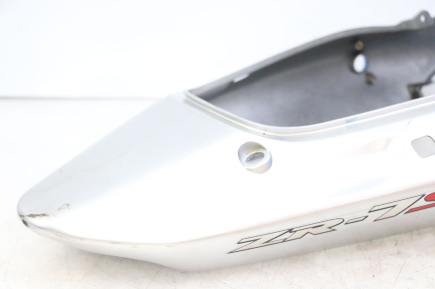 photo de CARENAGE ARRIERE KAWASAKI ZR7 ZR-7 S 750 (1999 - 2004) - Vue rapprochée