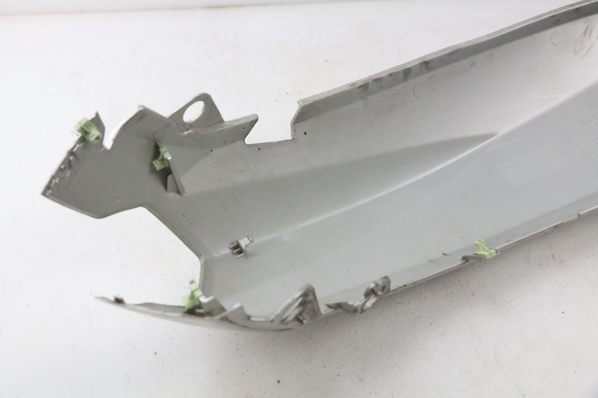 photo de CARENAGE ARRIERE PEUGEOT KISBEE 2T 50 (2010 - 2017) - Vue rapprochée