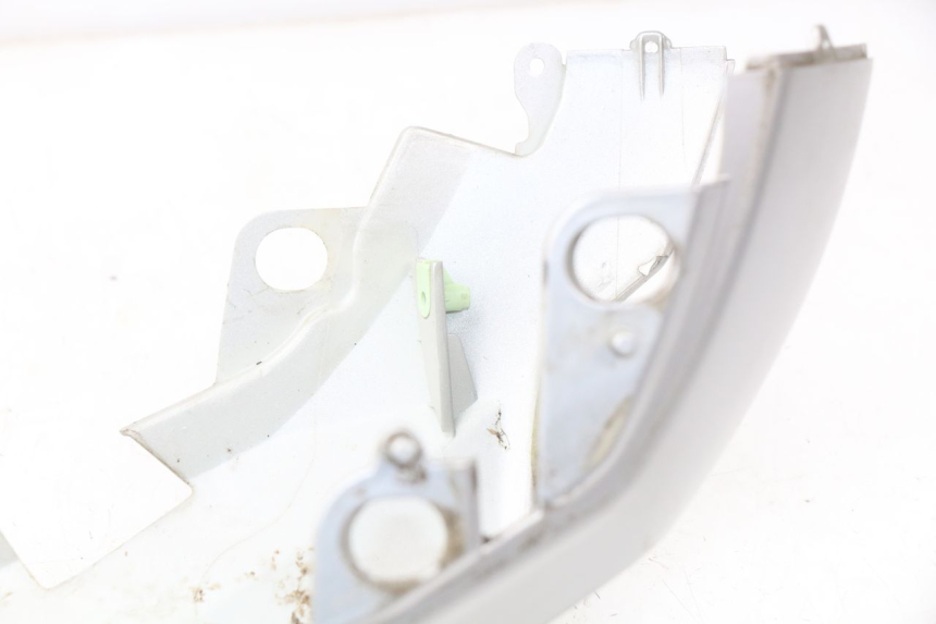 photo de CARENAGE ARRIERE PEUGEOT KISBEE 2T 50 (2010 - 2017) - Focus structure