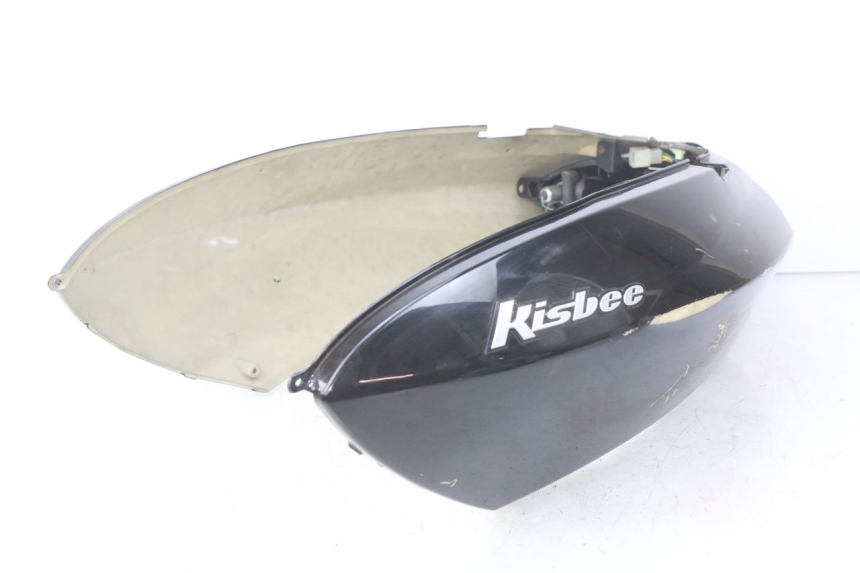 photo de CARENAGE ARRIERE PEUGEOT KISBEE 4T 50 (2010 - 2017) - Vue d’ensemble
