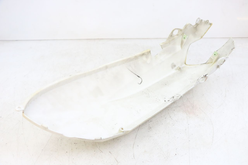 photo de CARENAGE ARRIERE PEUGEOT KISBEE 4T 50 (2010 - 2017) - Vue d’ensemble