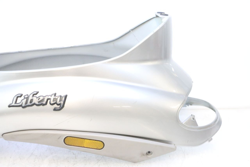 photo de CARENAGE ARRIERE PIAGGIO LIBERTY 50 (1998 - 2003) - Détails caractéristiques