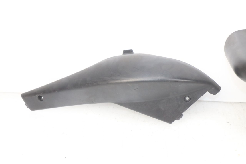 photo de CARENAGE ARRIERE PEUGEOT LUDIX 50 (2008 - 2017) - Zoom composants