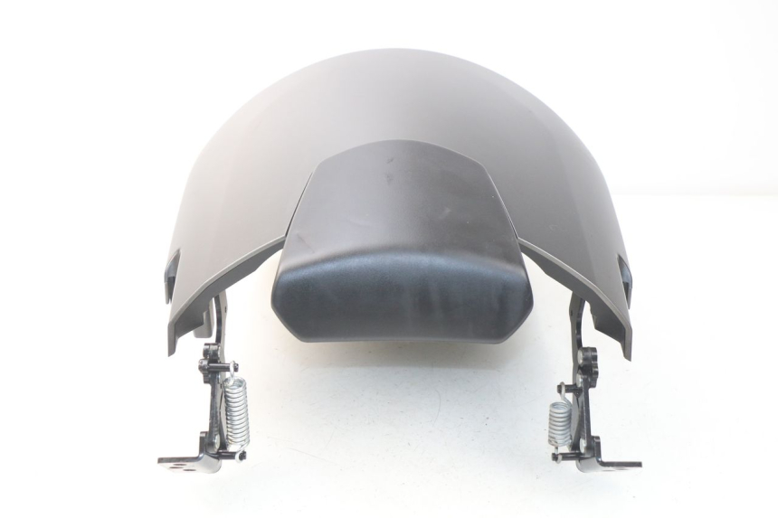 photo de CARENAGE ARRIERE PEUGEOT METROPOLIS 400 (2017 - 2020) - Marquages et références