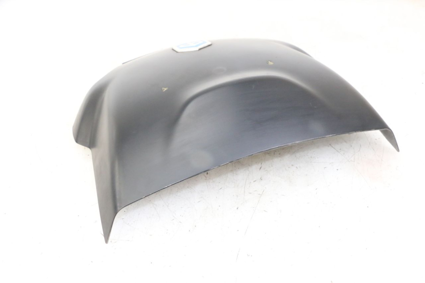 photo de CARENAGE ARRIERE PIAGGIO MP3 LT 400 (2007 - 2012) - Gros plan technique
