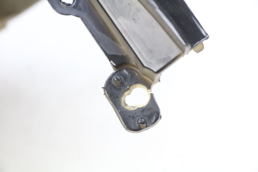 photo de CARENAGE ARRIERE MBK OVETTO 2T 50 (2007 - 2017) - Détail de la pièce