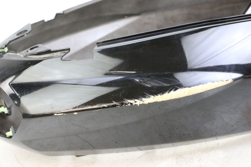 photo de CARENAGE ARRIERE PEUGEOT KISBEE 4T 50 (2018 - 2022) - Gros plan technique